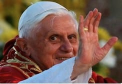 Hommage au Pape émérite Benoît XVI